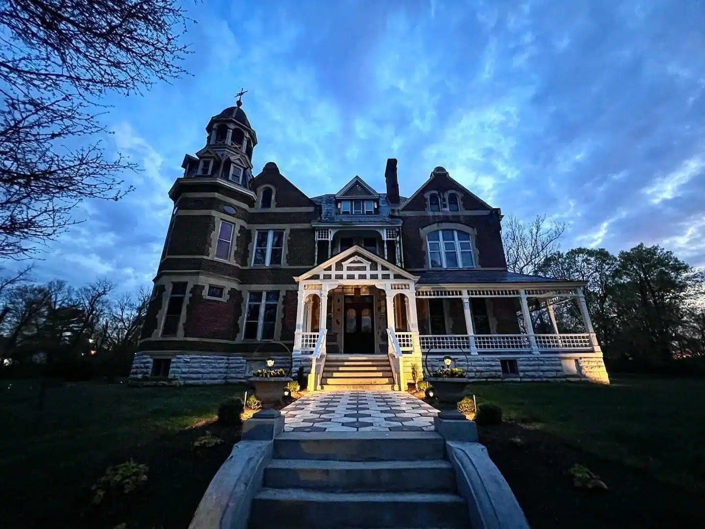The Ripy Mansion