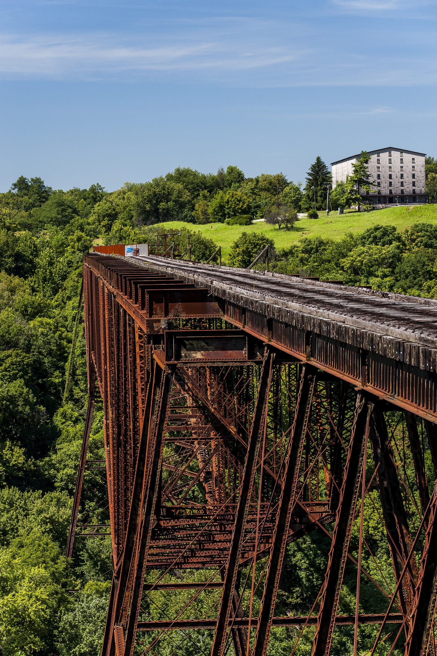 Visit Lawrenceburg KY – Discover Your Spirit